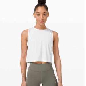 LULULEMON Sculpt Tank Cropped in White (size 4)